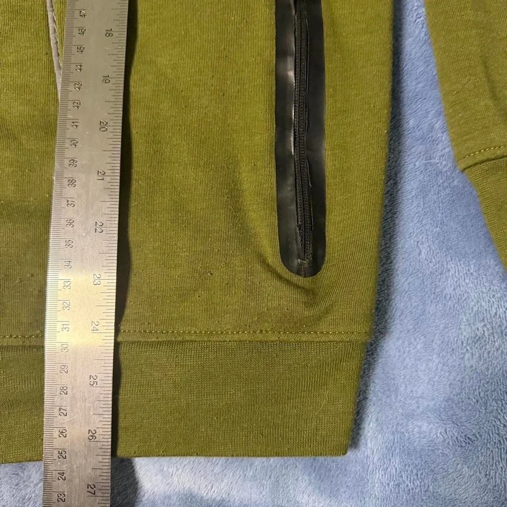 N/A nike olive